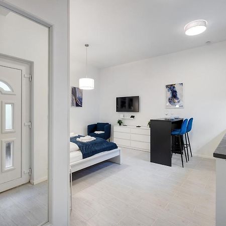 Modern Stay In Authentic Central Area Budapest Bagian luar foto